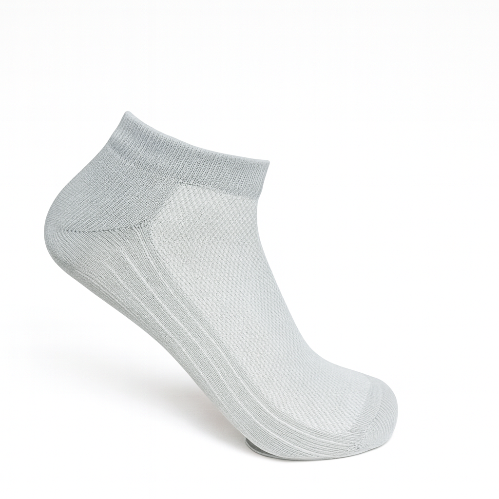 The Aero-Mesh Breeze (Invisible Ankle)